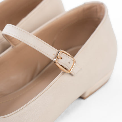 Elegance in Gold  - Beige